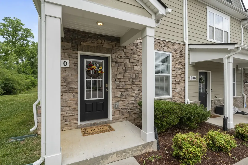 610 Clifford Heights Columbia TN 38401