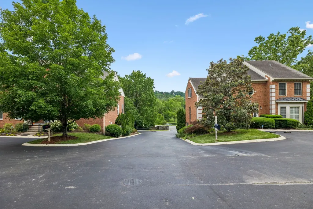 604 Clayborne Court Nashville TN 37215