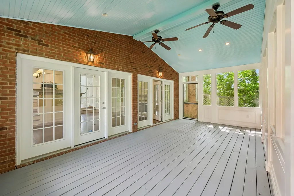 604 Clayborne Court Nashville TN 37215