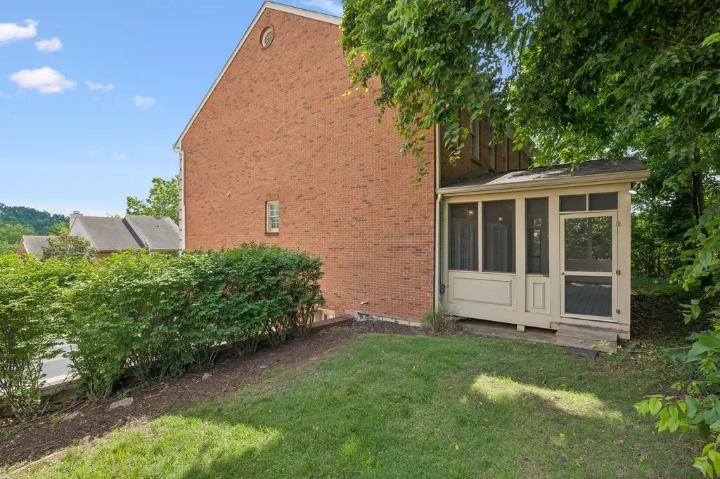 604 Clayborne Court Nashville TN 37215
