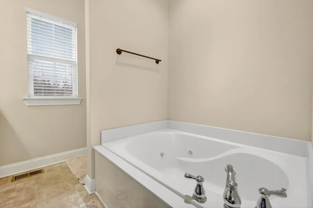 6630 Sunnywood Drive Nashville TN 37211