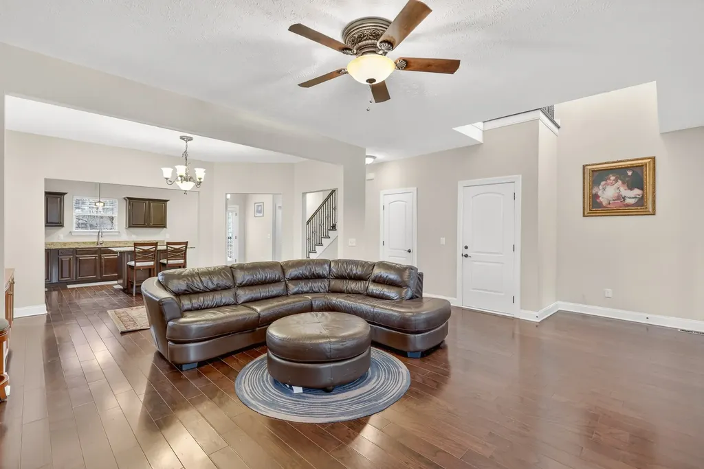 6630 Sunnywood Drive Nashville TN 37211
