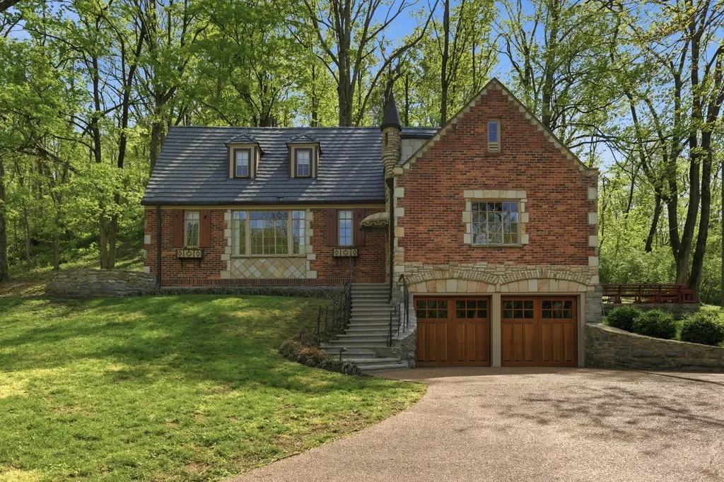 5123 Stanford Drive Nashville TN 37215