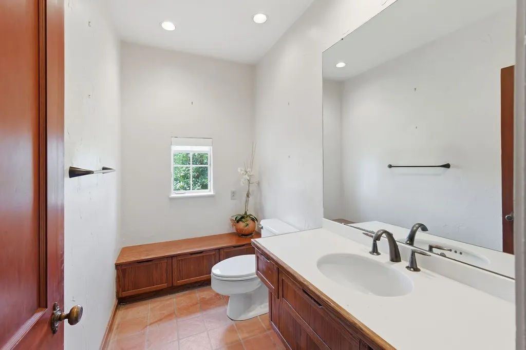 5123 Stanford Drive Nashville TN 37215