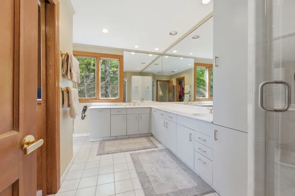 5123 Stanford Drive Nashville TN 37215
