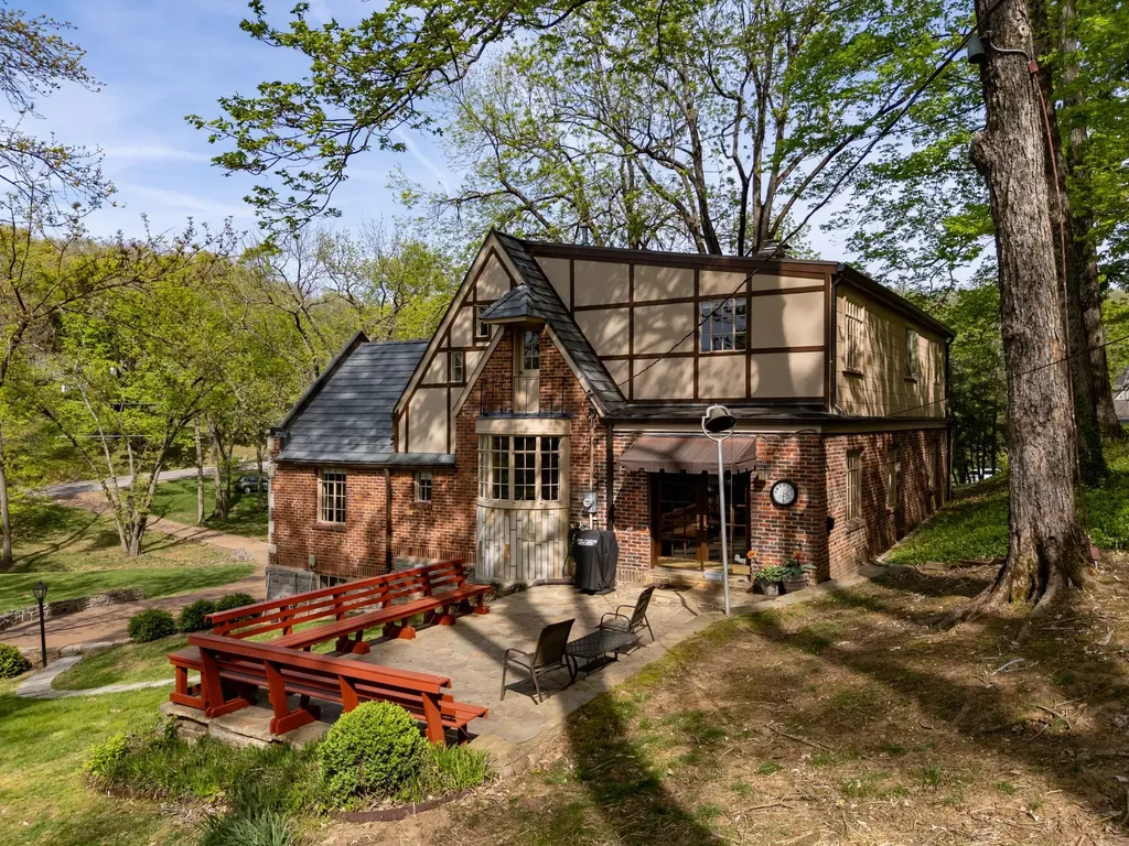5123 Stanford Drive Nashville TN 37215