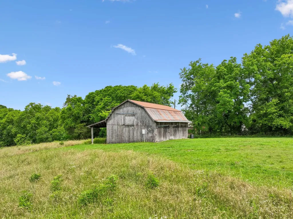 20 Riverbend Lane Carthage TN 37030