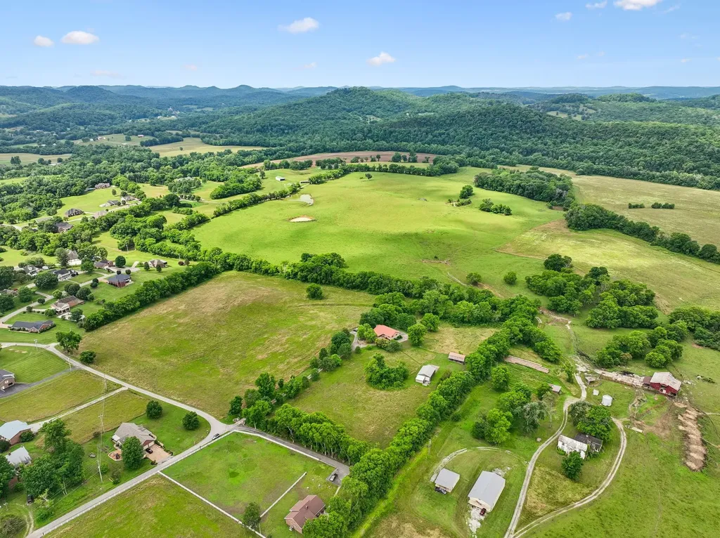 20 Riverbend Lane Carthage TN 37030