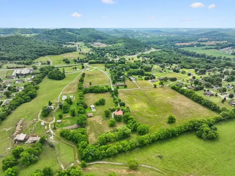 20 Riverbend Lane Carthage TN 37030
