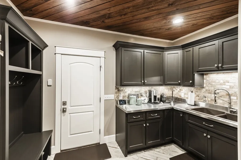 135 Bloomsbury Drive Portland TN 37148