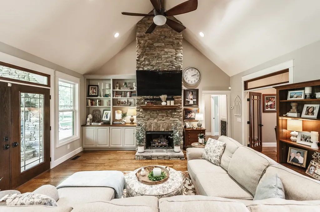 135 Bloomsbury Drive Portland TN 37148