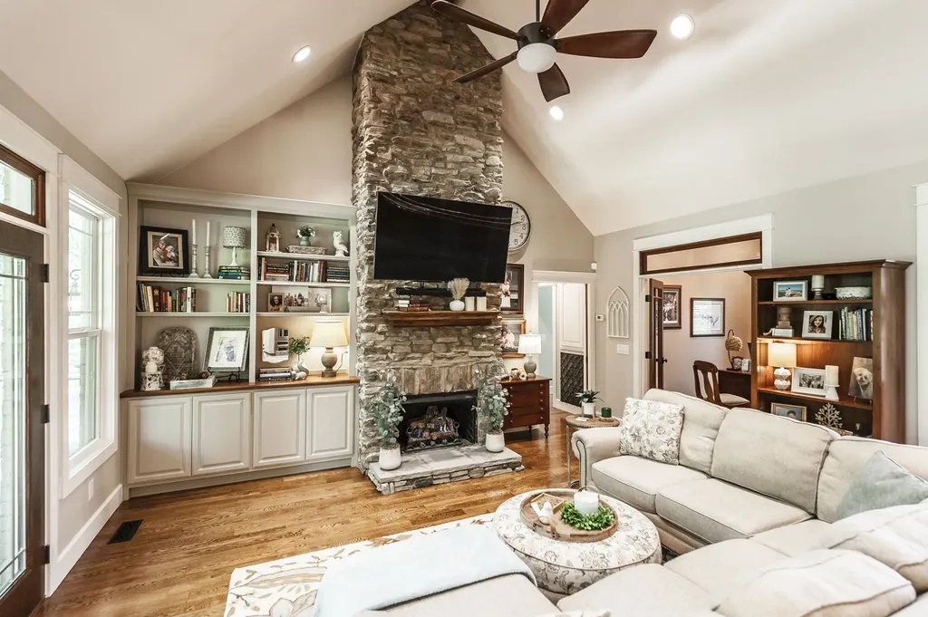 135 Bloomsbury Drive Portland TN 37148