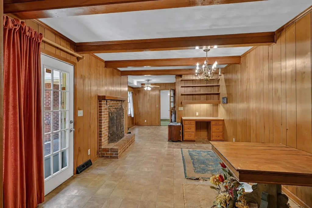 127 Sherry Circle Gallatin TN 37066
