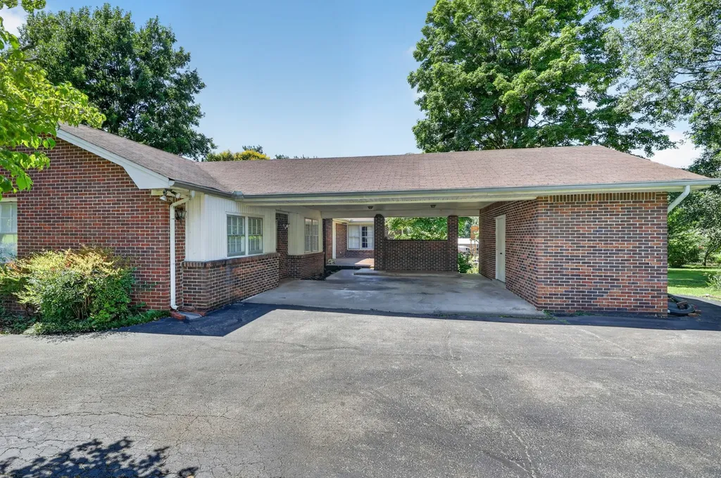 127 Sherry Circle Gallatin TN 37066