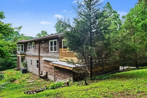 1140 Indian Springs Road Pegram TN 37143