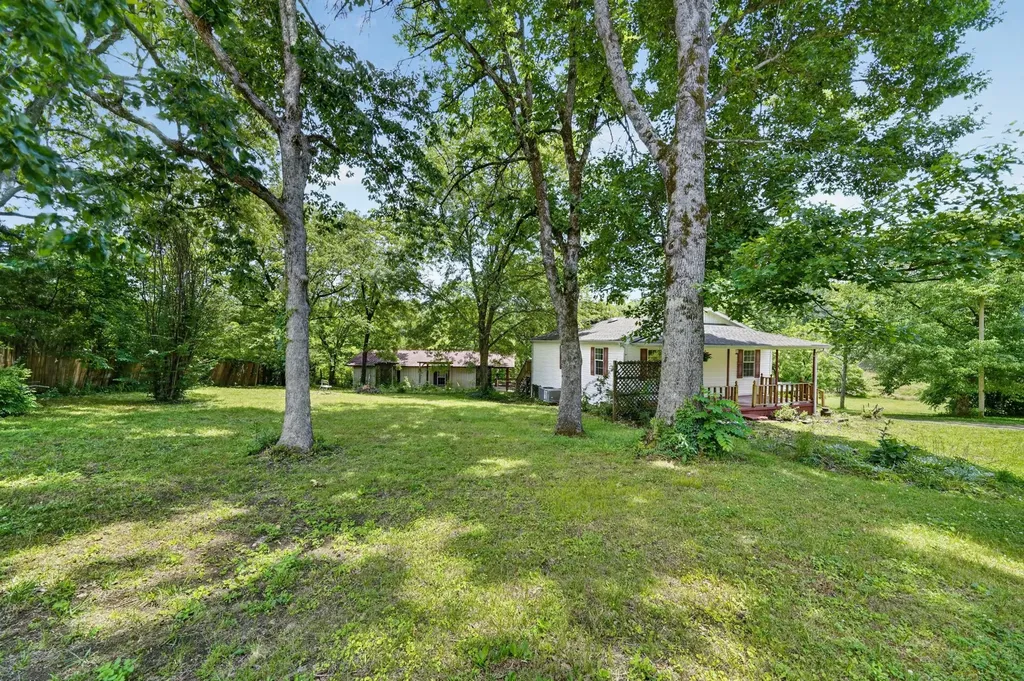 432 Moore Hollow Road Prospect TN 38477
