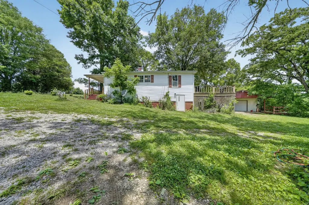 432 Moore Hollow Road Prospect TN 38477