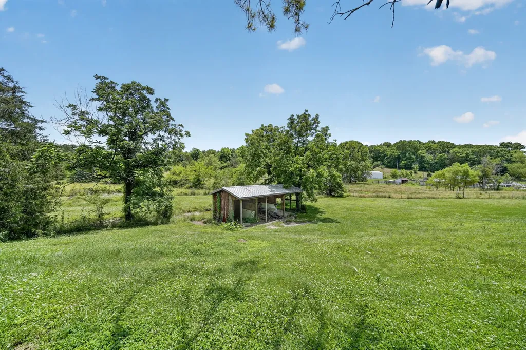 432 Moore Hollow Road Prospect TN 38477