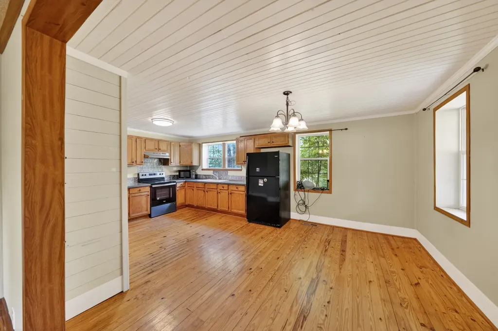432 Moore Hollow Road Prospect TN 38477