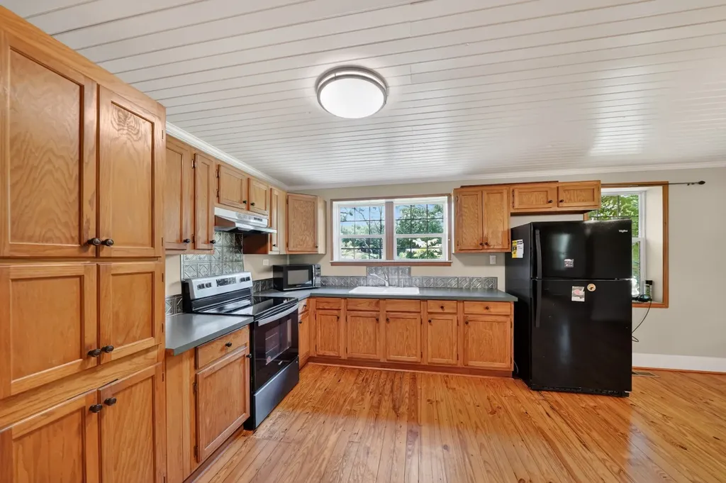 432 Moore Hollow Road Prospect TN 38477