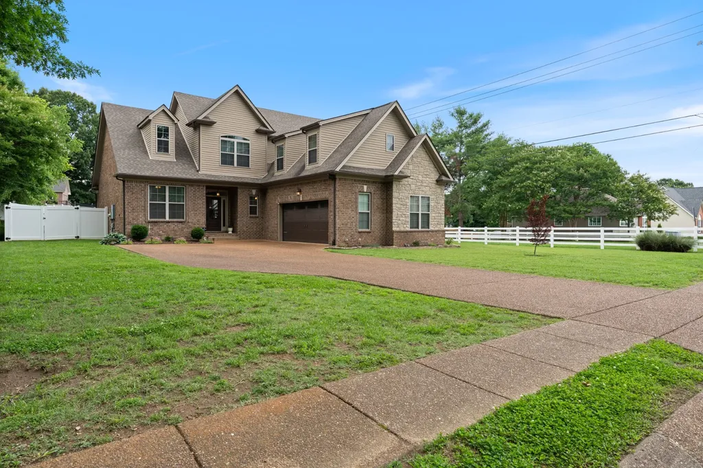 1600 Inverness Drive Spring Hill TN 37174