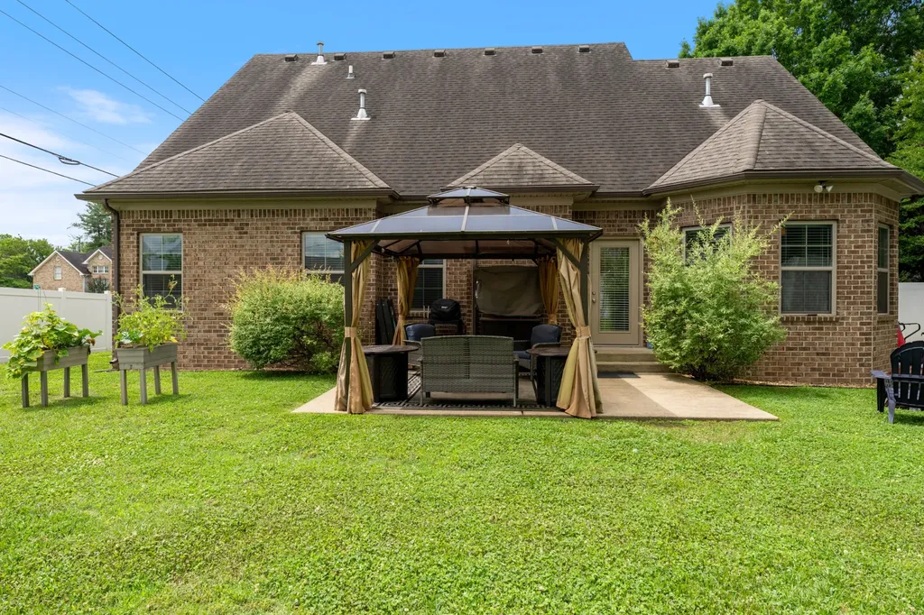 1600 Inverness Drive Spring Hill TN 37174