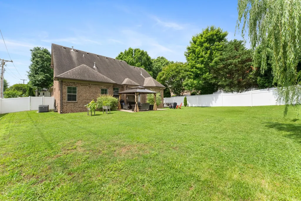1600 Inverness Drive Spring Hill TN 37174