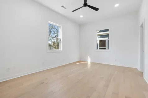 2006 E 12th Street Chattanooga TN 37404