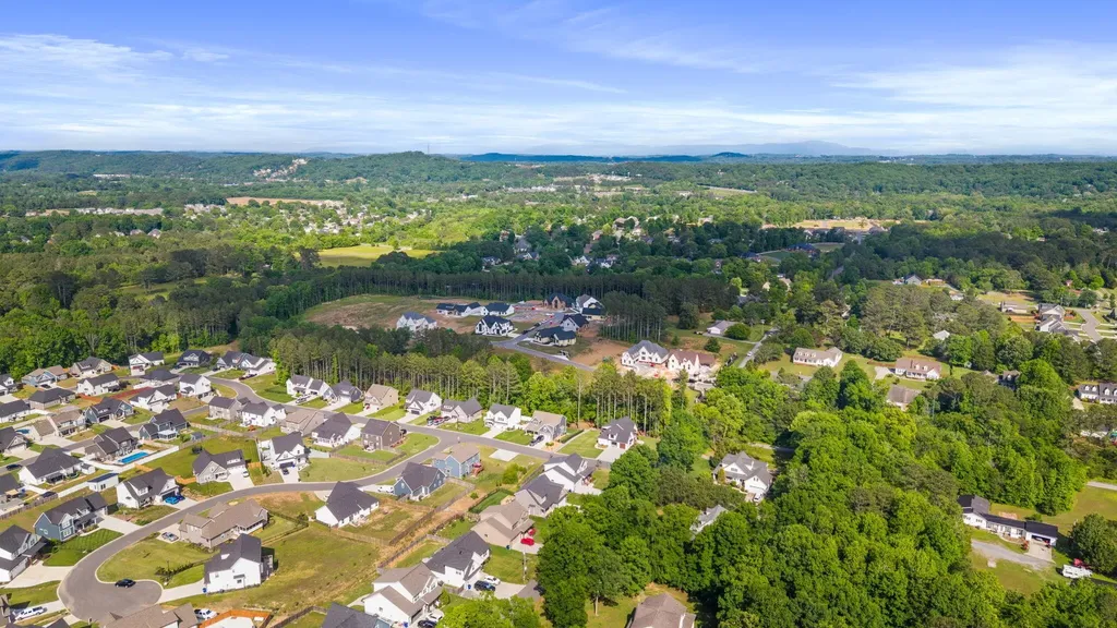 3032 22nd Street, NW Cleveland TN 37312