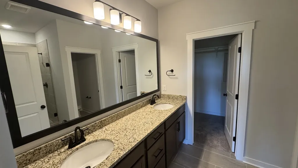 464 W Foxrun Springfield TN 37172