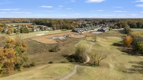 464 W Foxrun Springfield TN 37172