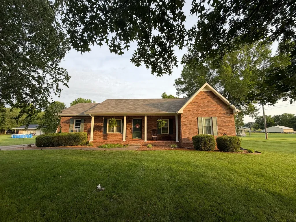 1120 Oak Plains Road Clarksville TN 37043