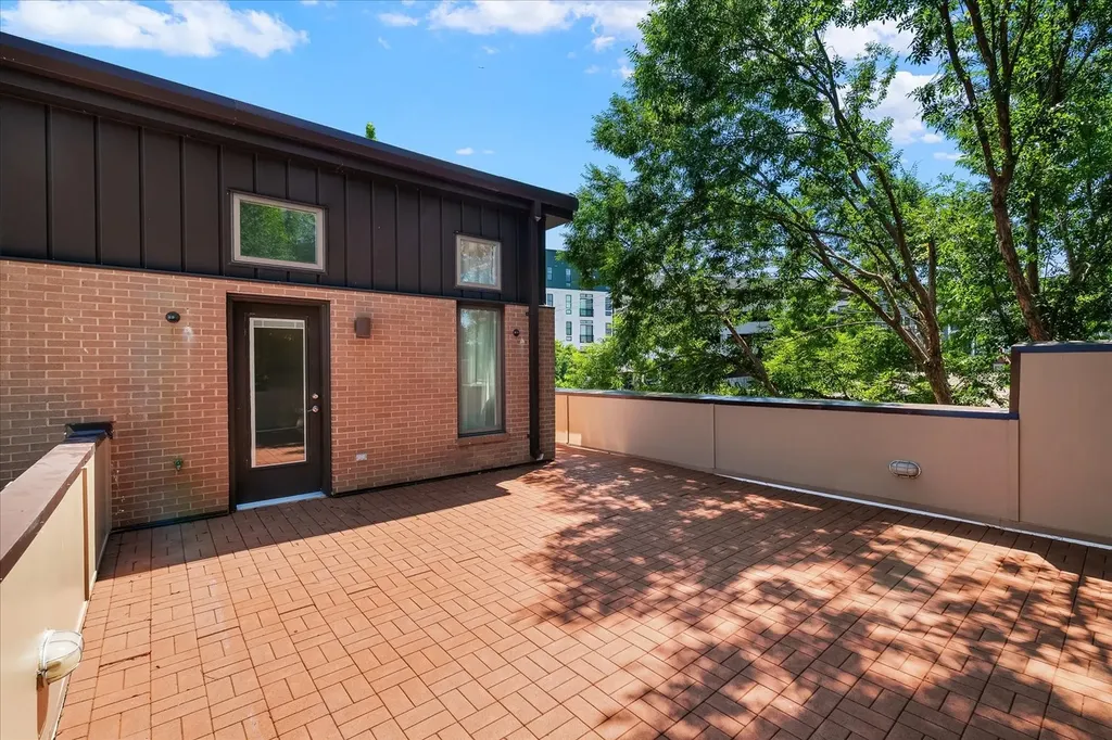 1500 4th Ave, N Nashville TN 37208