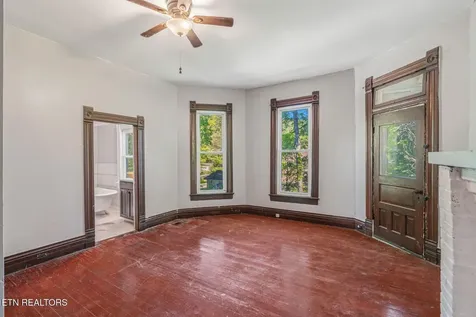 419 W Rockwood Street Rockwood TN 37854