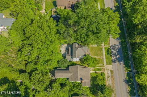 419 W Rockwood Street Rockwood TN 37854