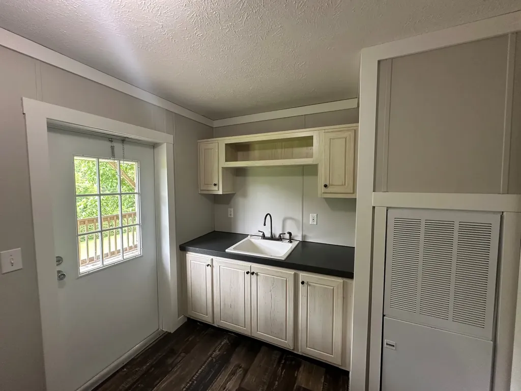 211 Church Hill Road Westpoint TN 38486
