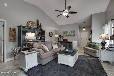 101 Poteau Trace Loudon TN 37774