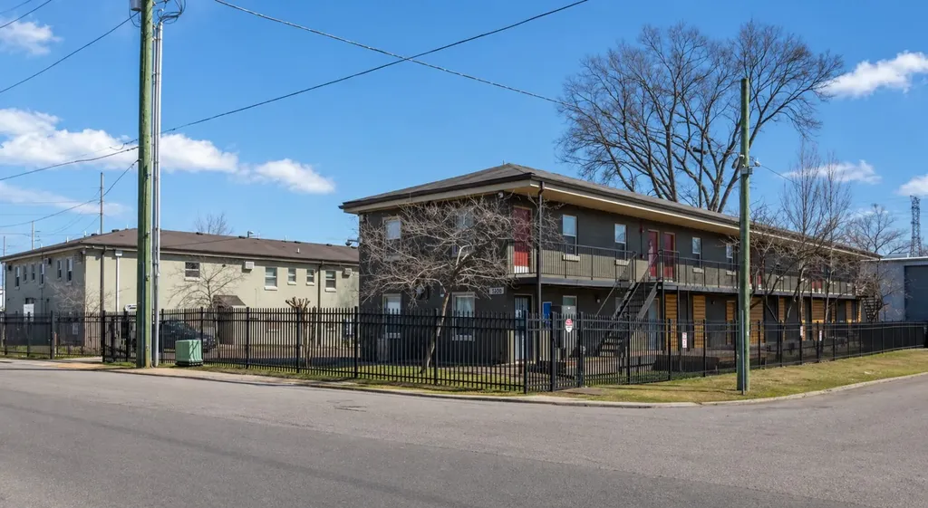1216 Lewis Street Nashville TN 37210