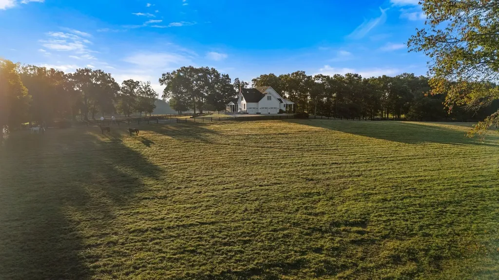1421 Lawrence Lane Springfield TN 37172