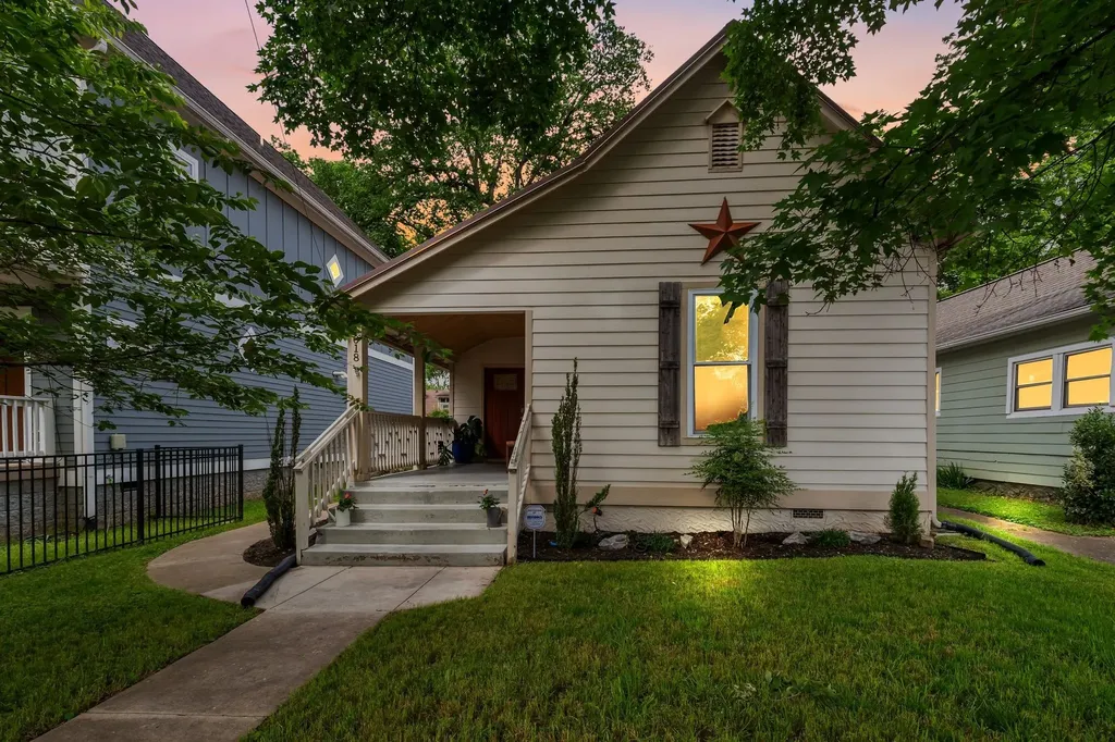 1018 N 6th Street Nashville TN 37207