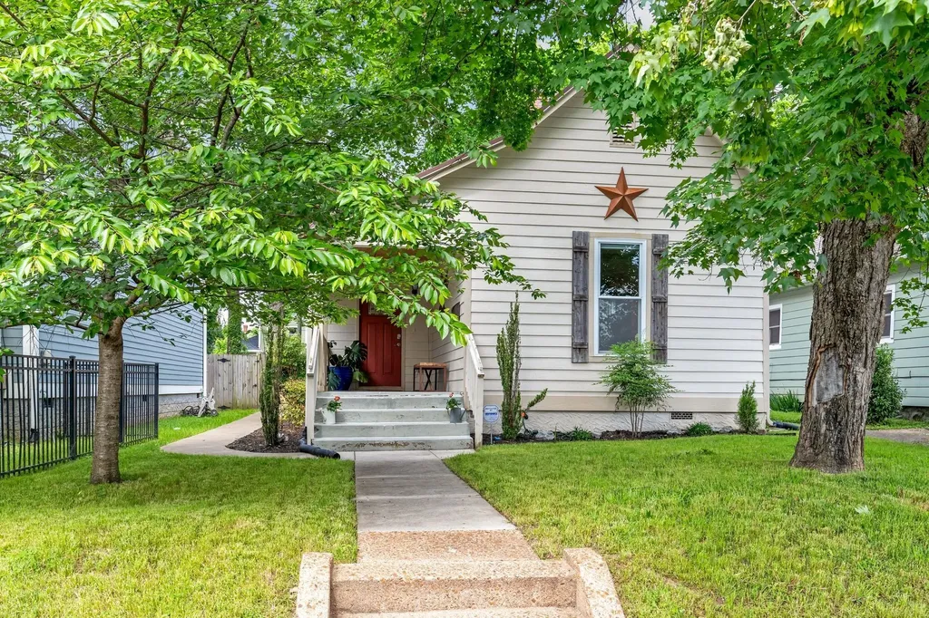 1018 N 6th Street Nashville TN 37207