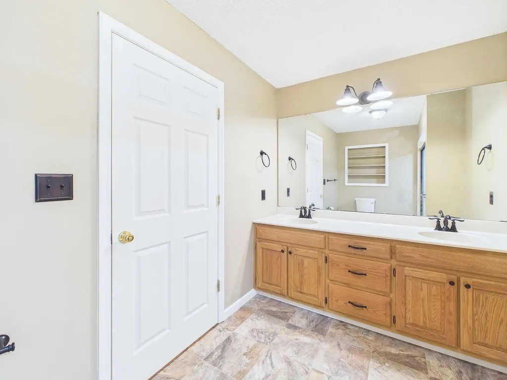228 County Road 326 Sweetwater TN 37874