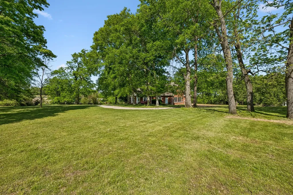 1019 Hilton Lane Castalian Springs TN 37031
