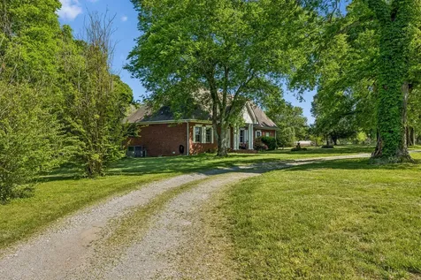 1019 Hilton Lane Castalian Springs TN 37031