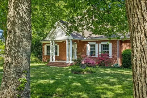1019 Hilton Lane Castalian Springs TN 37031