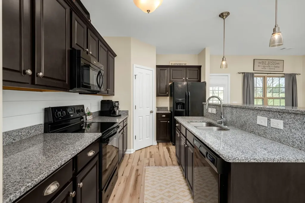5003 Hemlock Court Spring Hill TN 37174