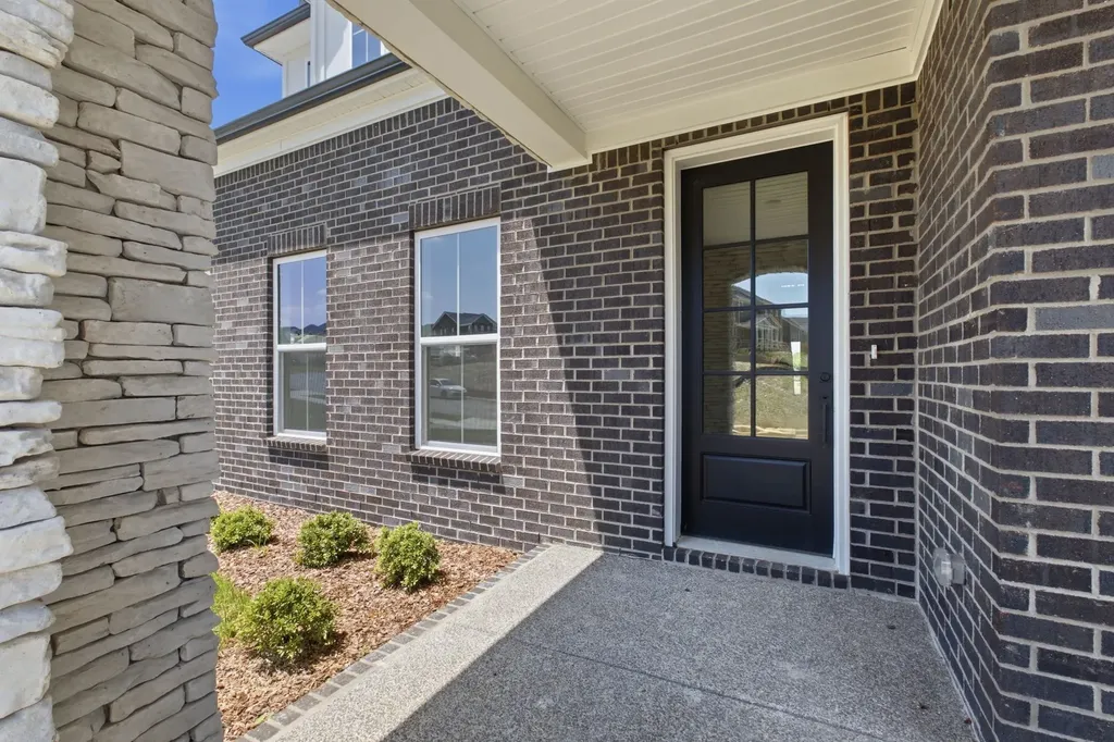 982 Champions Circle Mount Juliet TN 37122