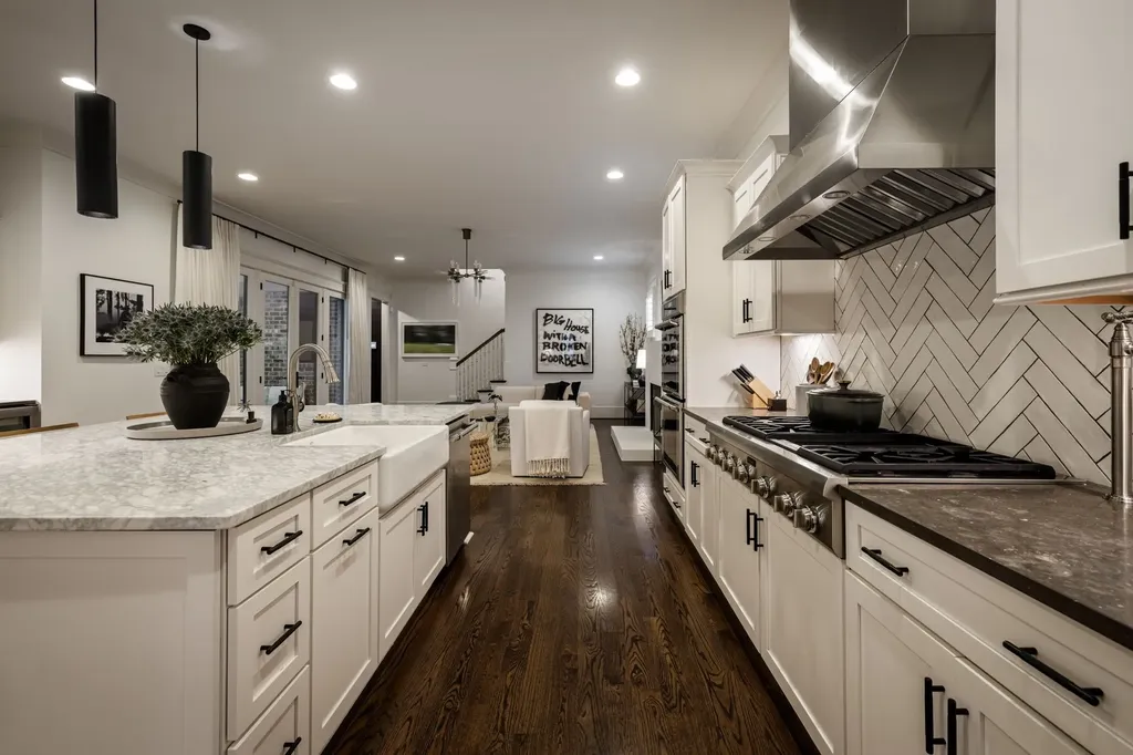3621 Woodmont Boulevard Nashville TN 37215