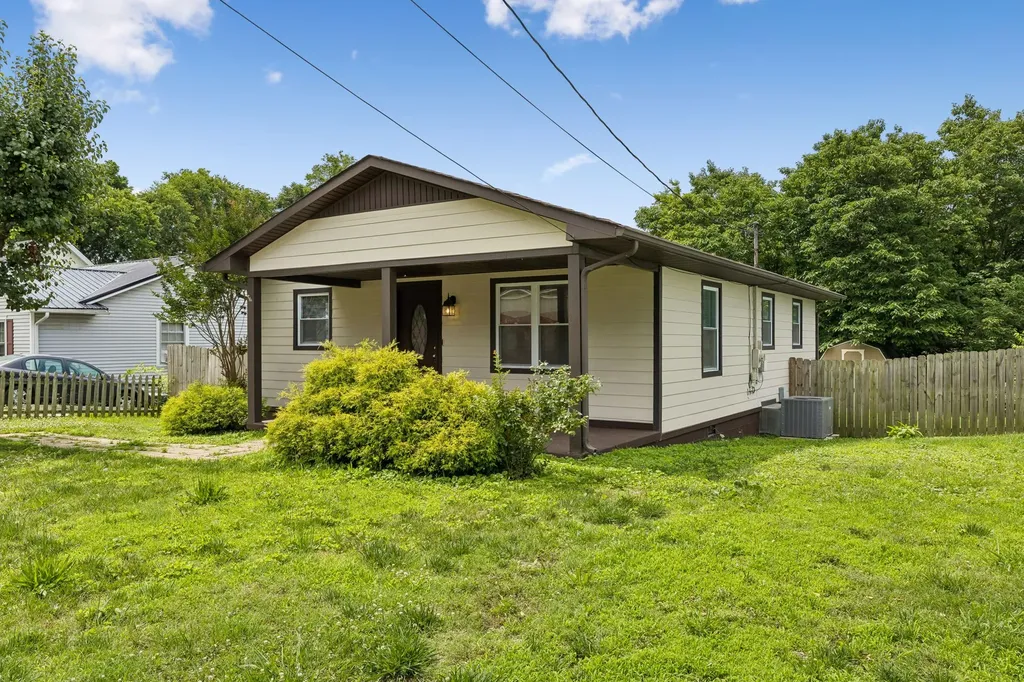 106 Jordan Avenue Mount Pleasant TN 38474