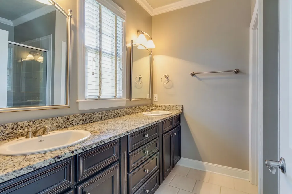 724 4th Avenue North Nashville TN 37219